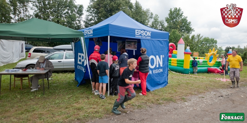 zázemí služby přímého tisku na IMČR v motokrosu Opatov 2012